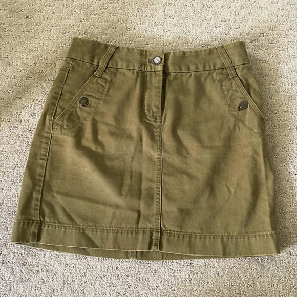 J. Crew Dresses & Skirts - 🔴 J. Crew olive green chino mini skirt, size 0.